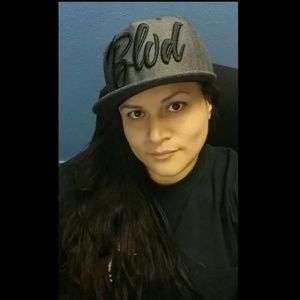 Meet your Posher, Roxanne